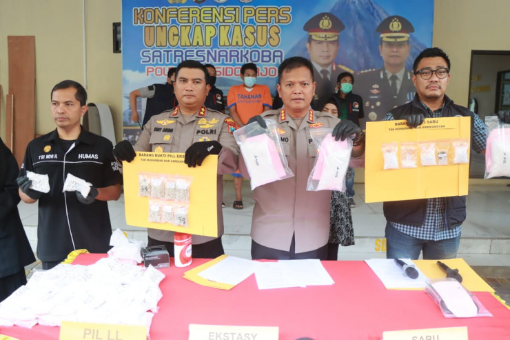 Polisi Tangkap Pengedar Narkoba di Sedati