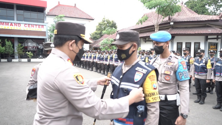 Tunjang Pelaksanaan Tugas di Lapangan, Pak Bhabin di Ponorogo Menerima Kaporlap