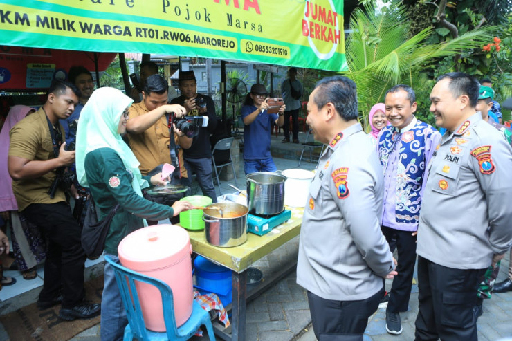 Jum'at Curhat dan Berkah Langkah Efektif Kapolda Jatim Dekat dengan Masyarakat