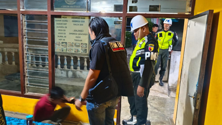 Polres Situbondo Gencarkan Razia Malam dan Edukasi Preventif, Cegah Peredaran Narkoba