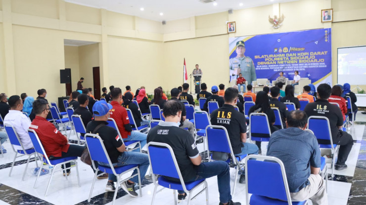 Tangkal Hoaks, Polresta Sidoarjo Kopdar Bareng Netizen